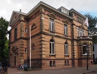 830007 Gezicht op het huis Maliebaan 42 te Utrecht.